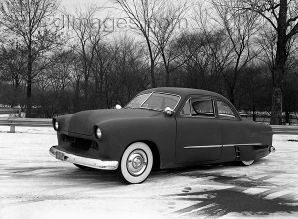 File:Rotunda-1955-custom-show27.jpg