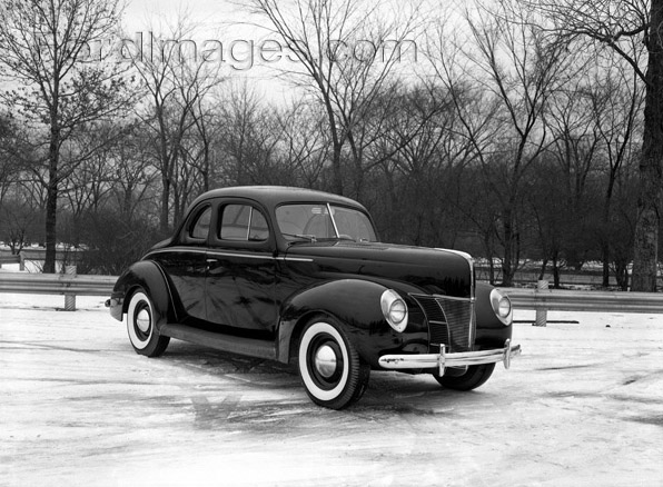 File:Rotunda-1955-custom-show21.jpg
