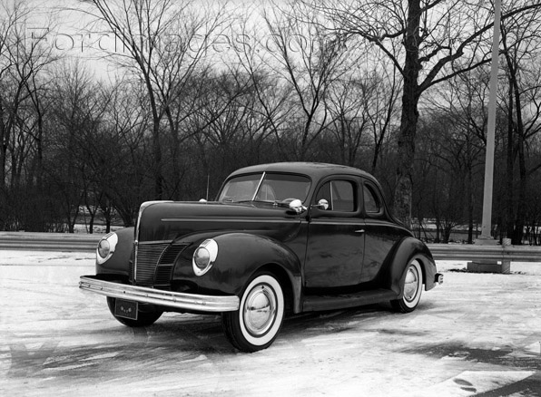 File:Rotunda-1955-custom-show20.jpg