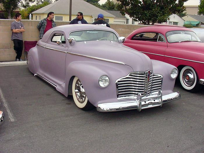 File:Ray-gomez-1941-buick.jpg