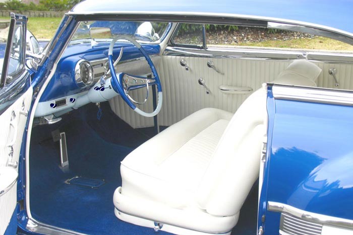 File:Graeme-tait-1953-chevrolet-moonglow-clone4.jpg