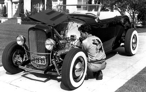 File:Joe-nitti-1932-ford-roadster11.jpg