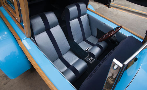 File:Barris-calico-surfer7.jpg