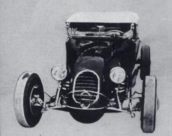 File:Les-callahan-1932-dodge.jpg
