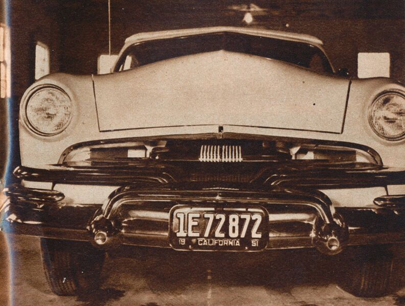 File:Bill-irwin-1949-ford3.jpg