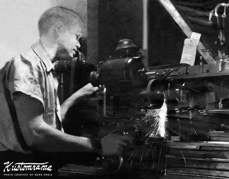 File:Jack-engle-cam-grinder.jpg