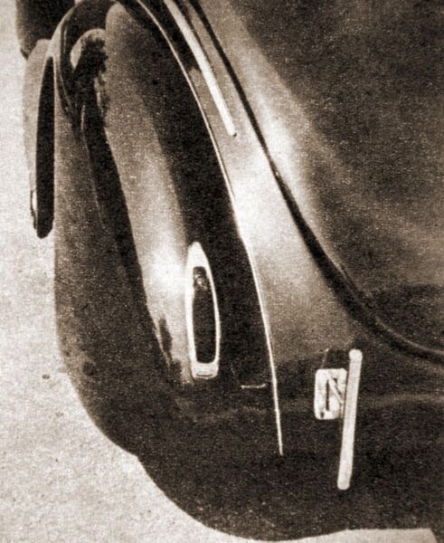 File:Dick-Colarossi-1940-ford-6.jpg