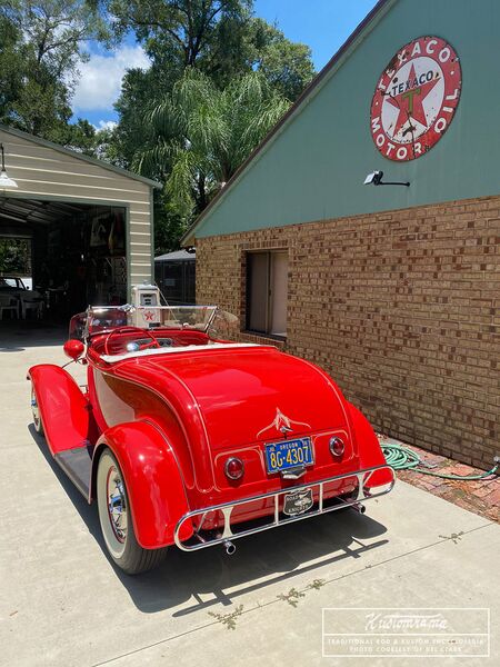 File:Bill-peterson-1932-ford4.jpg
