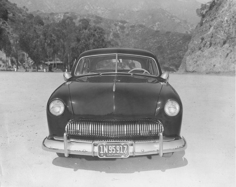 File:Dave-peters-1949-ford-5.jpg