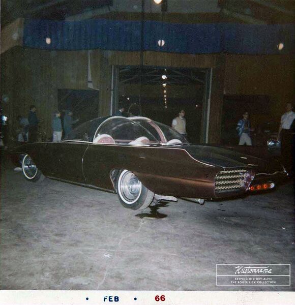 File:Frank-koss-forcasta-bubble-top-show-rod-darryl-starbird.jpg