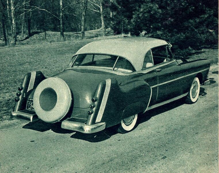 File:Dan-wylie-1952-pontiac-2.jpg