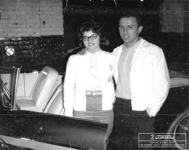 File:Ron-volpe-1957-ford-convertible-custom18.jpg