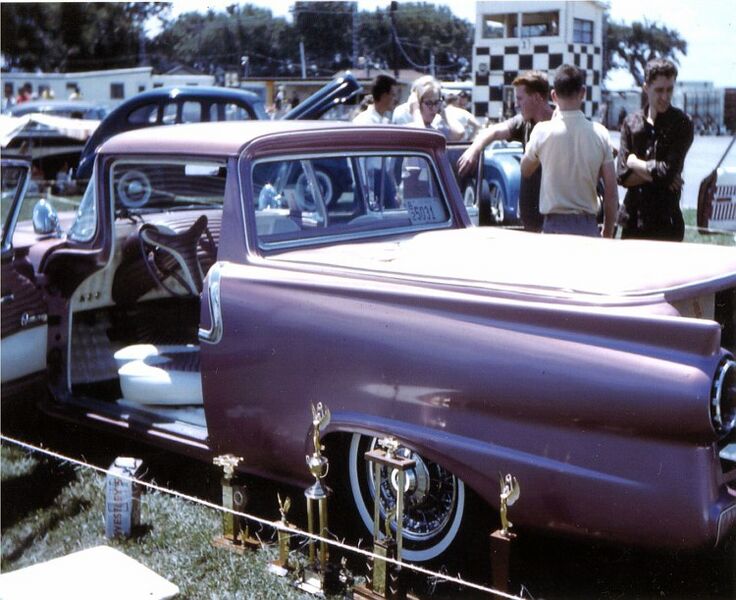File:Lee-wells-1958-ford.jpg