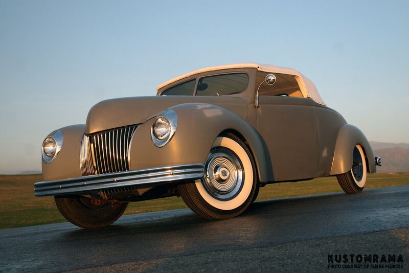 File:Bill-pearce-1939-ford108.jpg