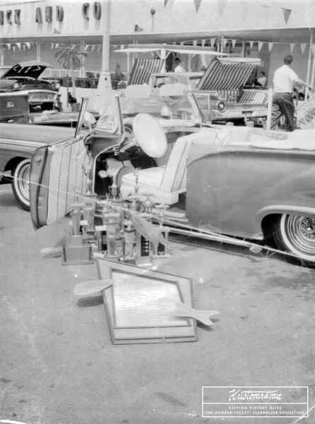 File:Ron-volpe-1957-ford-convertible-custom19.jpg