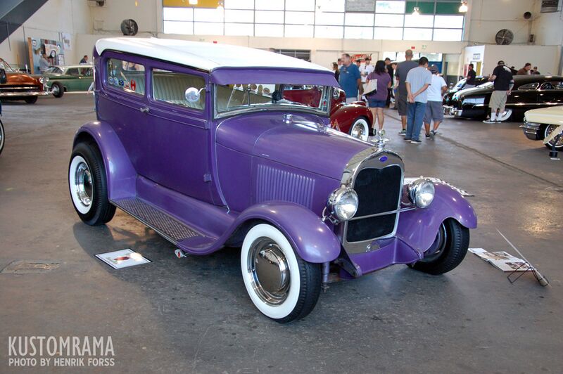 File:Fred-steele-1928-ford.jpg