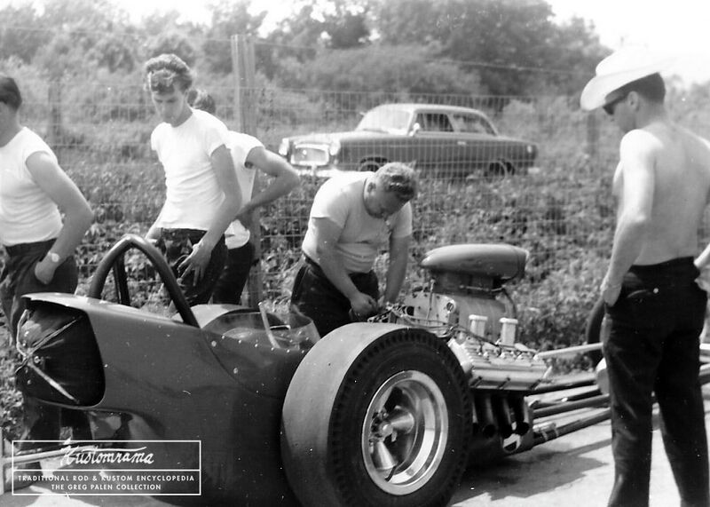 File:Slingshot-100-dragster-island-dragway-1960s.jpg