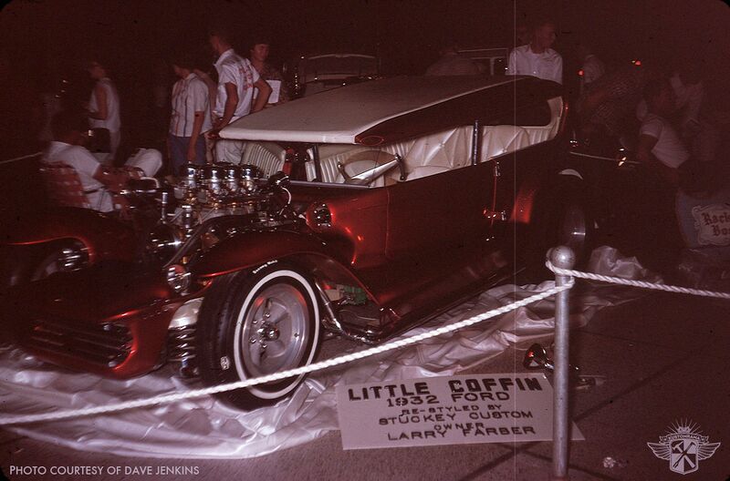 File:Larry-farber-little-coffin-kustomrama.jpg