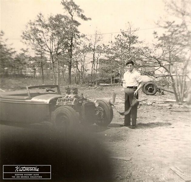 File:The-joe-brienza-collection-1934-ford-hot-rod.jpg